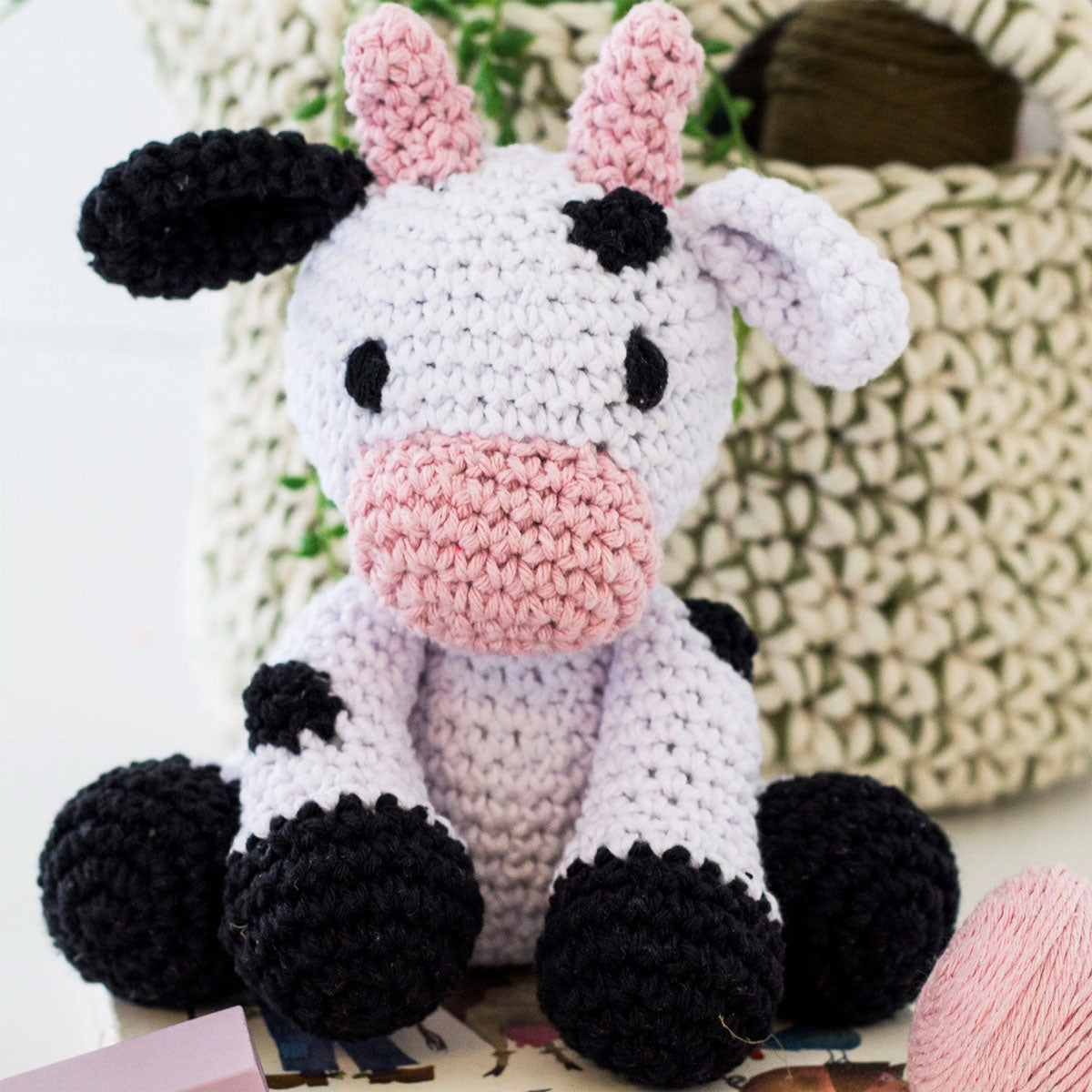 Hoooked Plush Crochet Toys - Cow Kirby - Extra Image
