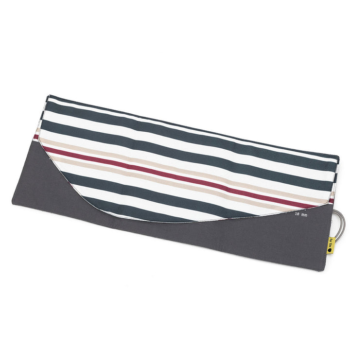 della Q Crochet Roll - 168-2 - *Linen - Pebble - Extra Image
