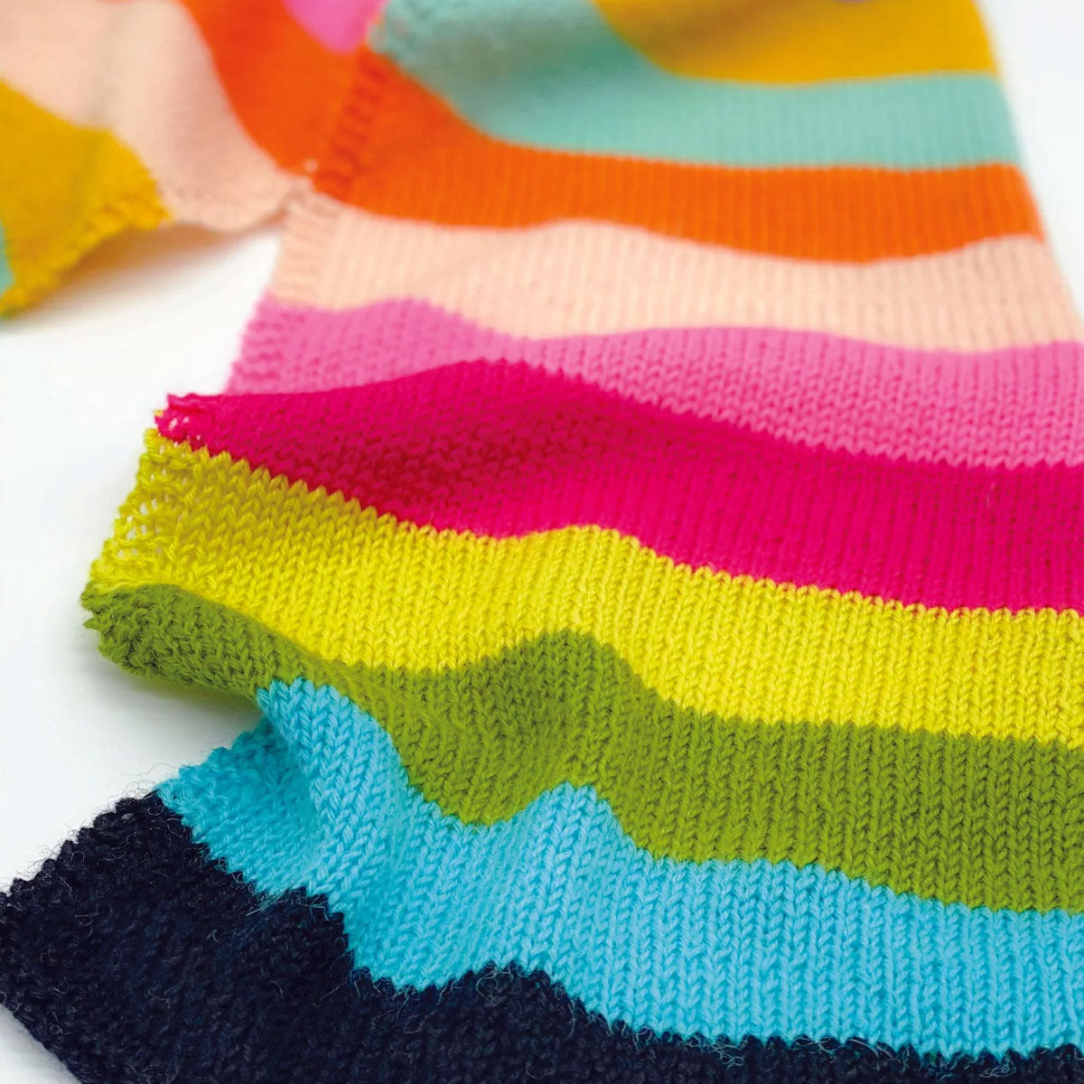 Ikigai Fiber Poketto Chibi Pack Yarn - Rainbow - Extra Image