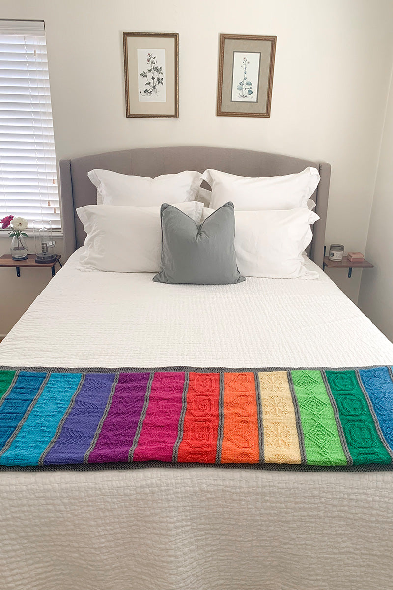 Cascade Cascading Rainbows Blanket  Kit - Extra Image