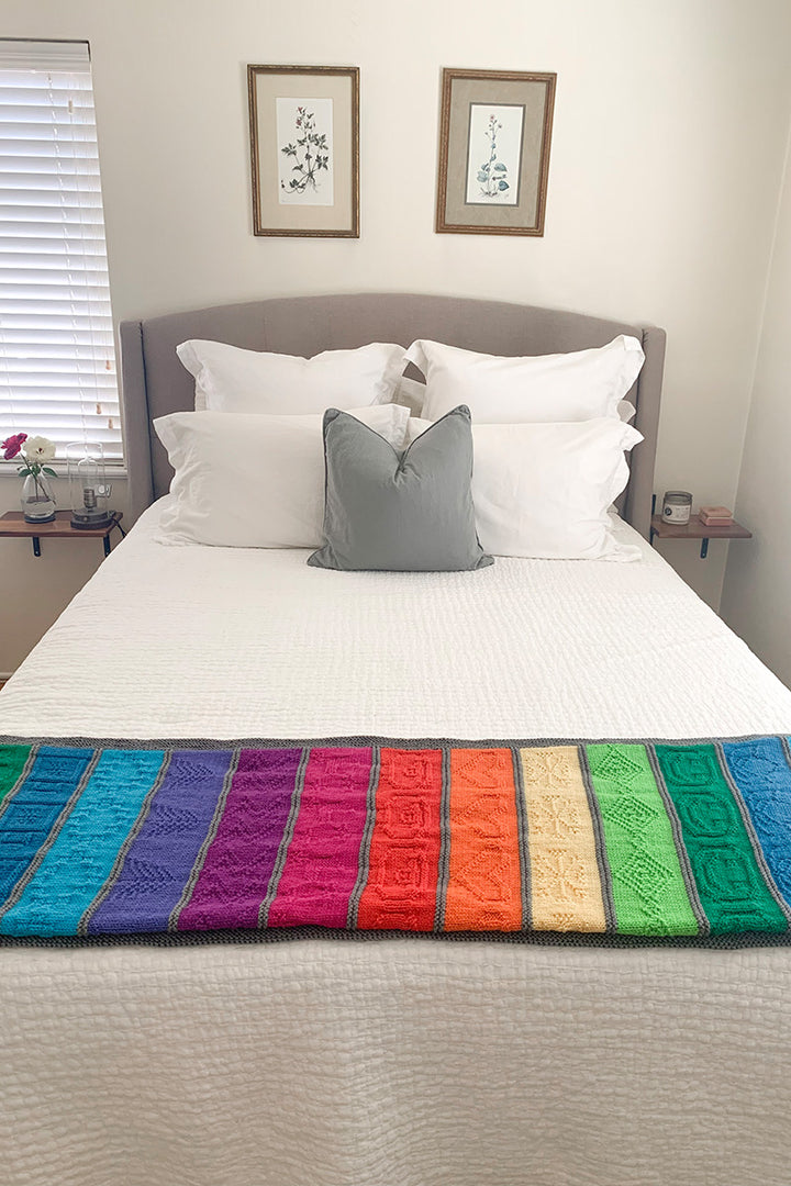 Cascade Cascading Rainbows Blanket  Kit - Extra Image