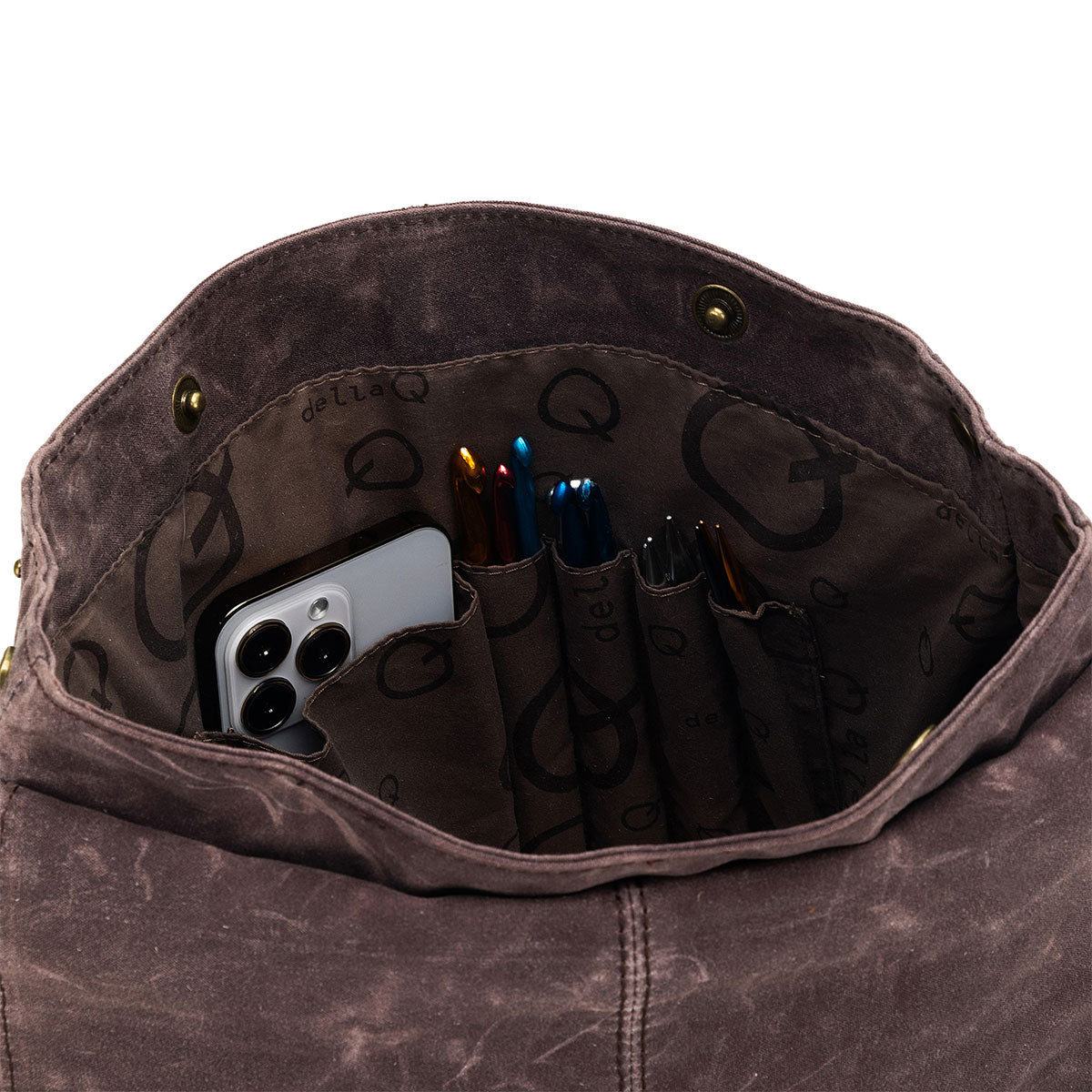 della Q Maker's Midi Backpack - Cocoa - Extra Image
