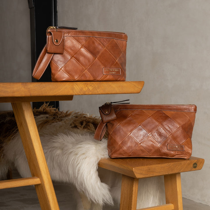 Re:Designed Project 17 - Walnut/Gold - Extra Image