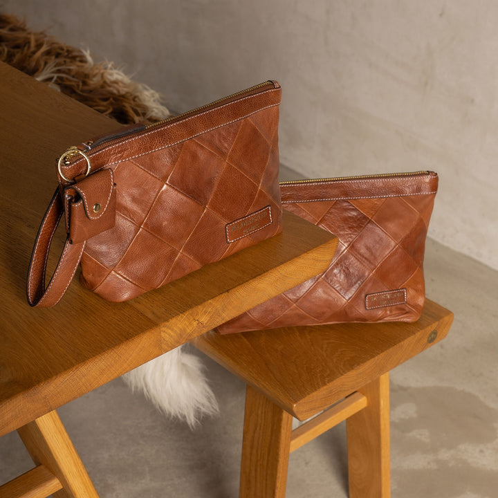 Re:Designed Project 17 - Walnut/Gold - Extra Image