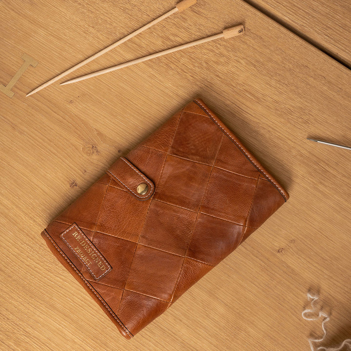Re:Designed Project 22 - Walnut/Gold (Pre-Order, Ships Fall 2024) - Extra Image