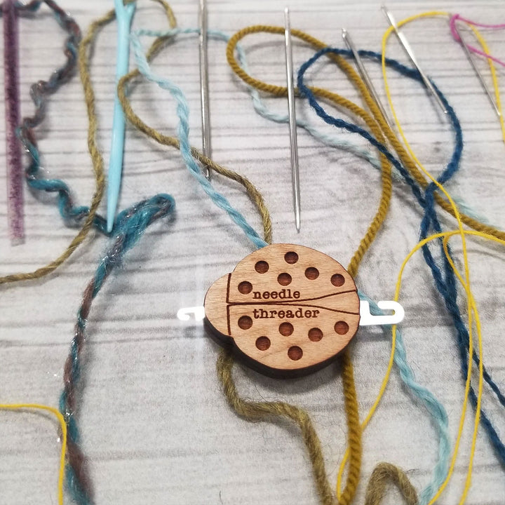 Katrinkles Needle Threader - Ladybug - Extra Image