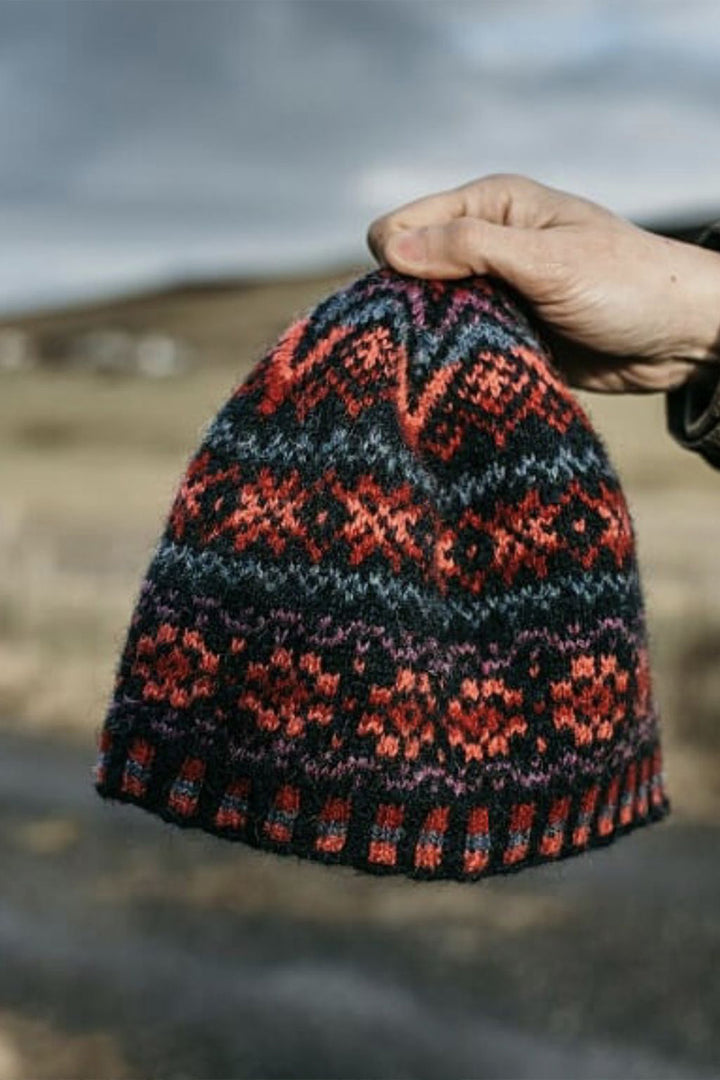 Jamieson's of Shetland Katie's Kep Kit - Extra Image