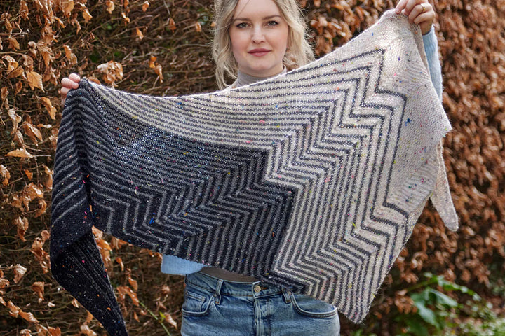 Hedgehog Fibres Electric Sheep Shawl Kit - Extra Image