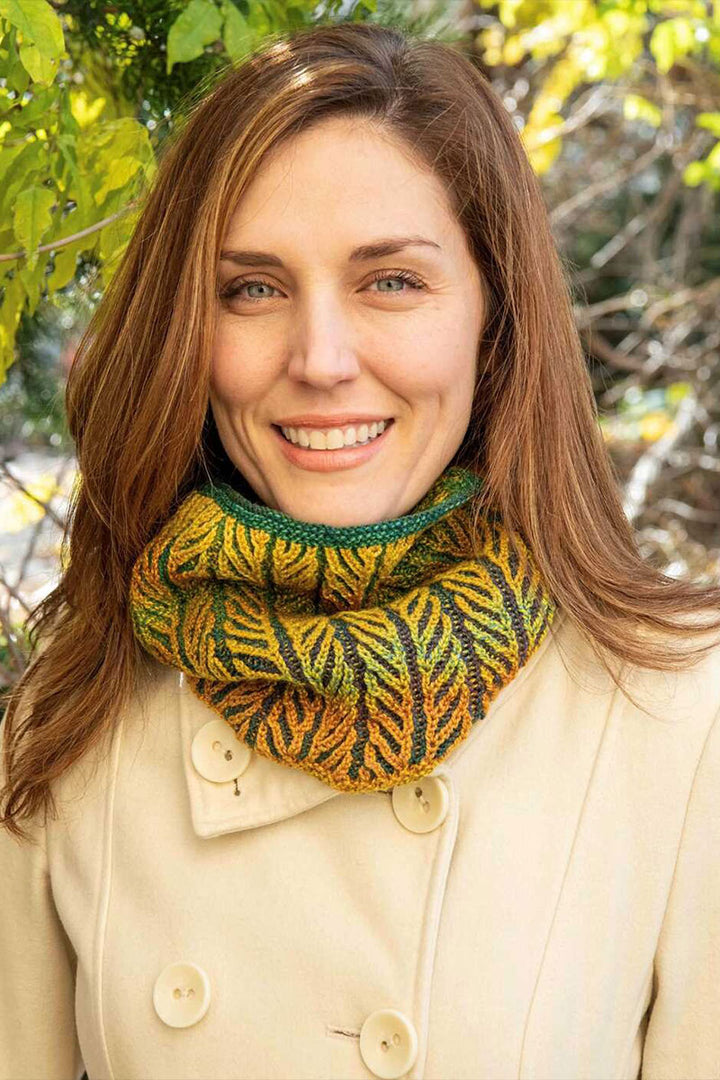 Simon and Schuster Krista Ann Books - Knitting Van Gogh - Extra Image