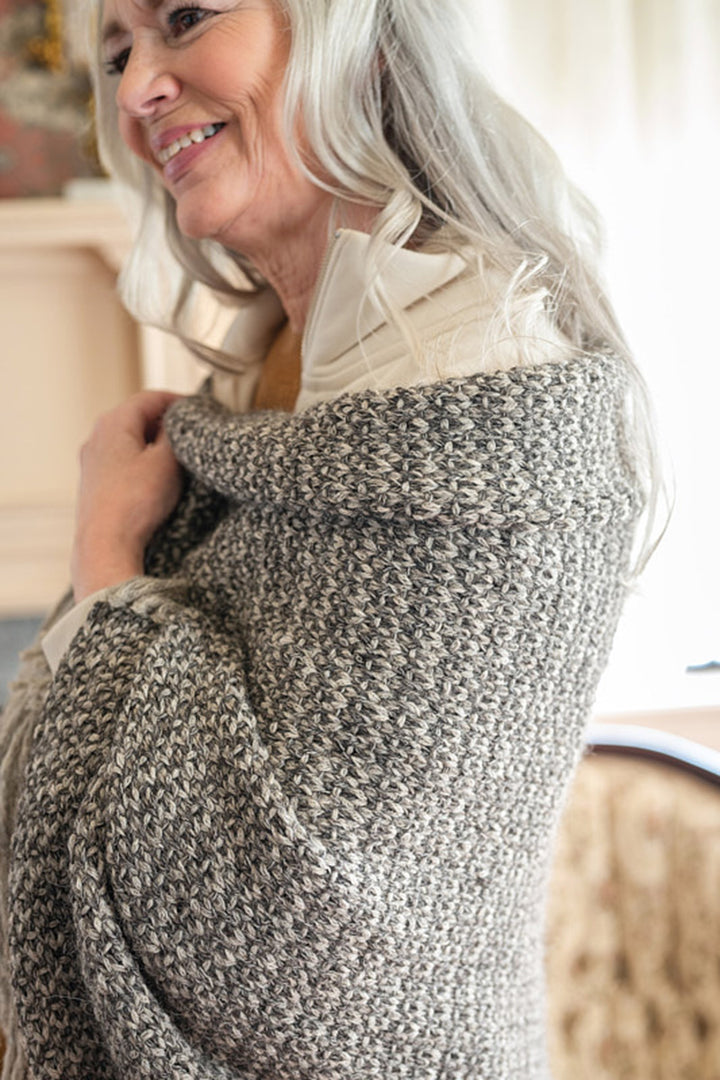 Berroco Hearthside Patterns - Mowbray Blanket - PDF Download - Extra Image