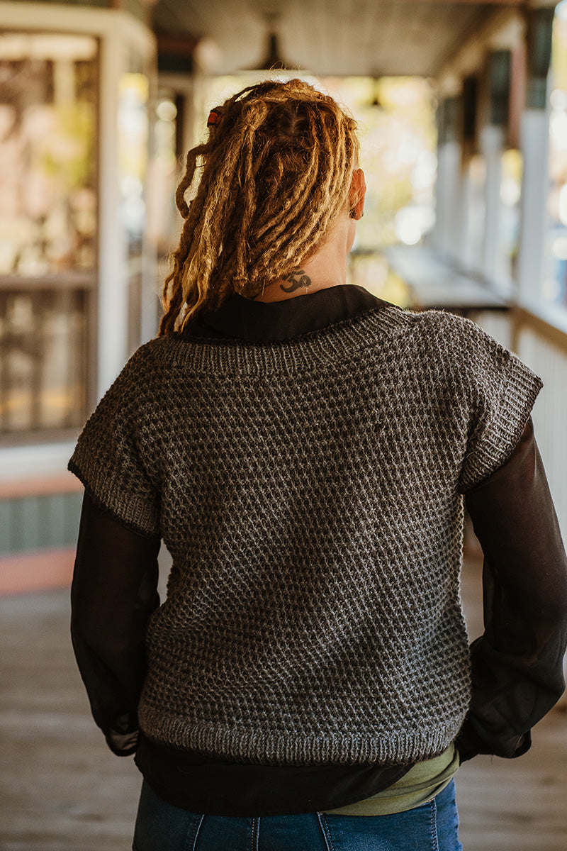 Yarn Citizen Ashlar Vest Kit - Extra Image
