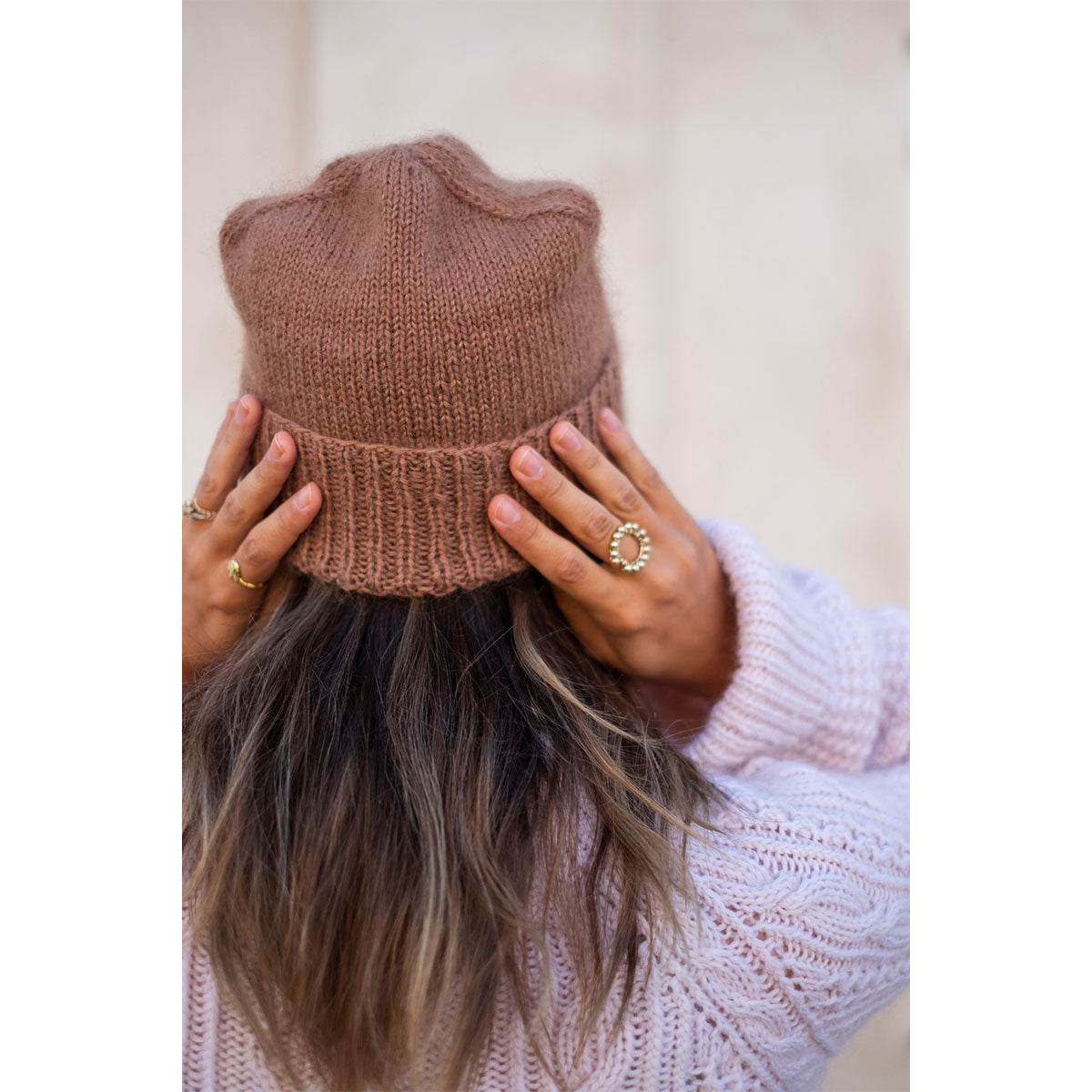 Laine Magazine Veronika Lindberg Books - Knits to Wear: Effortless Patterns by Kutova Kika - Extra Image