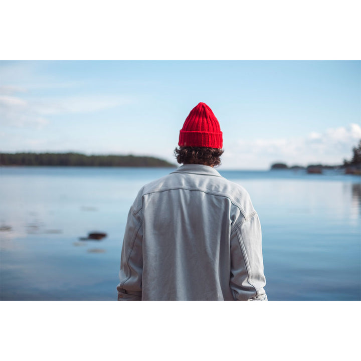 Laine Magazine Veronika Lindberg Books - Knits to Wear: Effortless Patterns by Kutova Kika - Extra Image