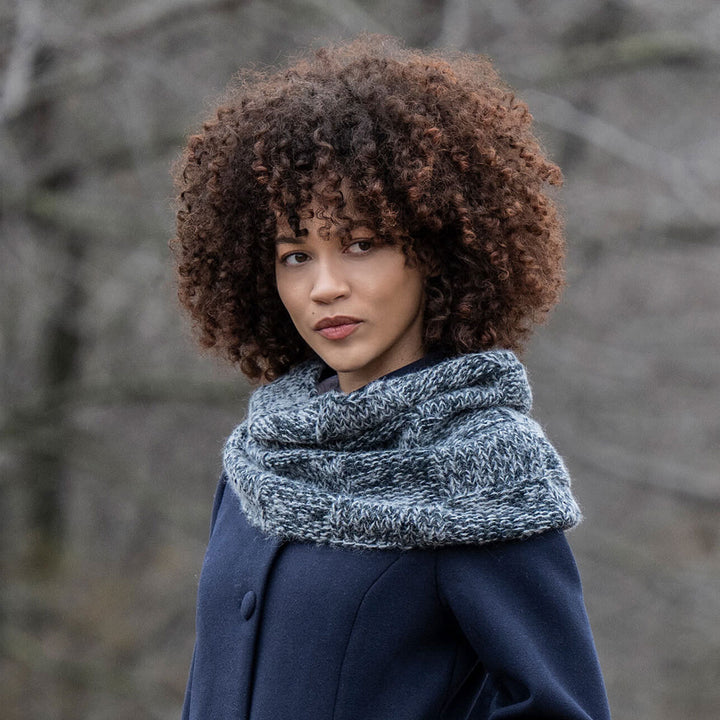 Blue Sky Fibers Kits - Calypso Cowl Kit - Extra Image