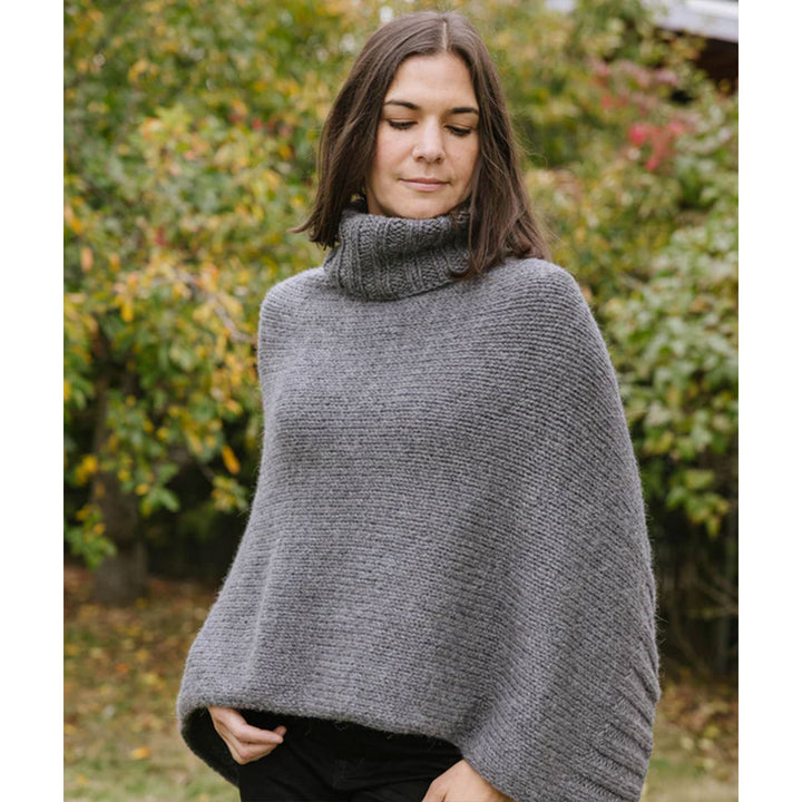 Churchmouse Classics Patterns - Chunky Seamless Poncho - Extra Image