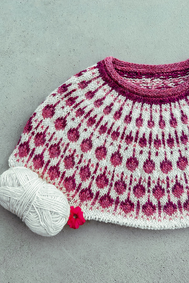 Lopi Raspberry Sweater Kit - Extra Image