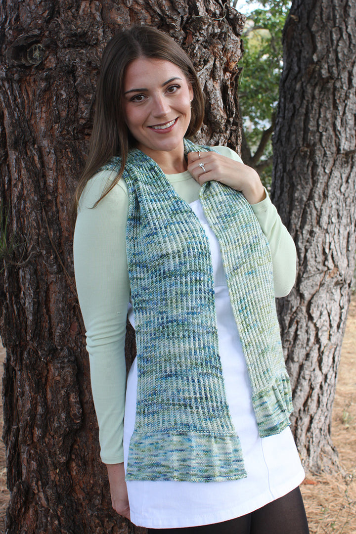 Dream In Color Frosted Forest Scarf Kit - Extra Image