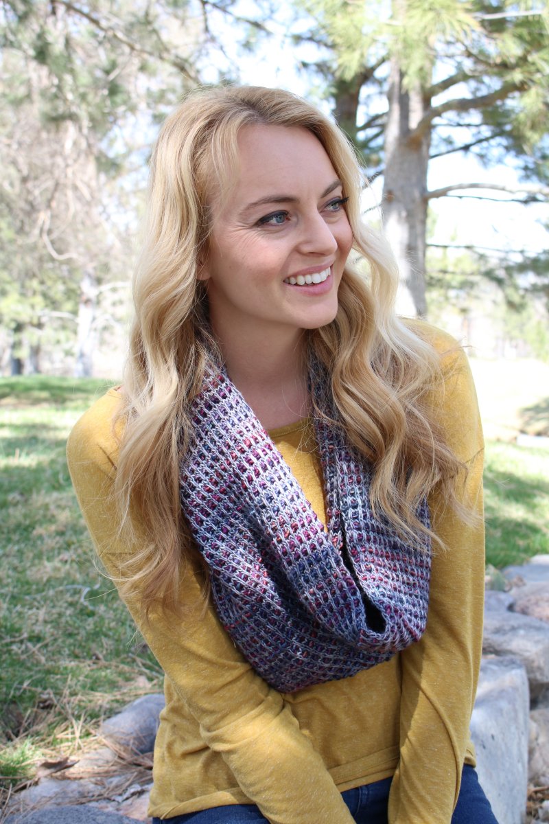Malabrigo's Morton Cowl - Main Image 1