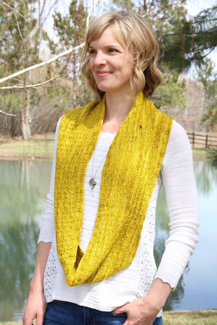 Malabrigo's Bryce Canyon Cowl - Main Image 1