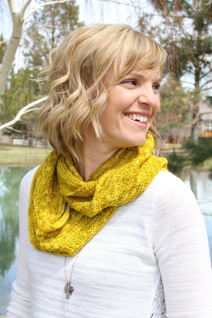 Malabrigo's Bryce Canyon Cowl - Main Image 4