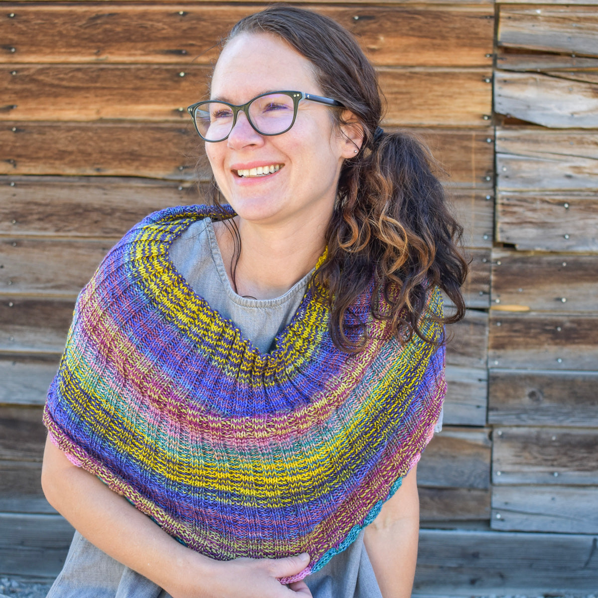 Urth Yarns Emirgan Park Cowl - Main Image 1