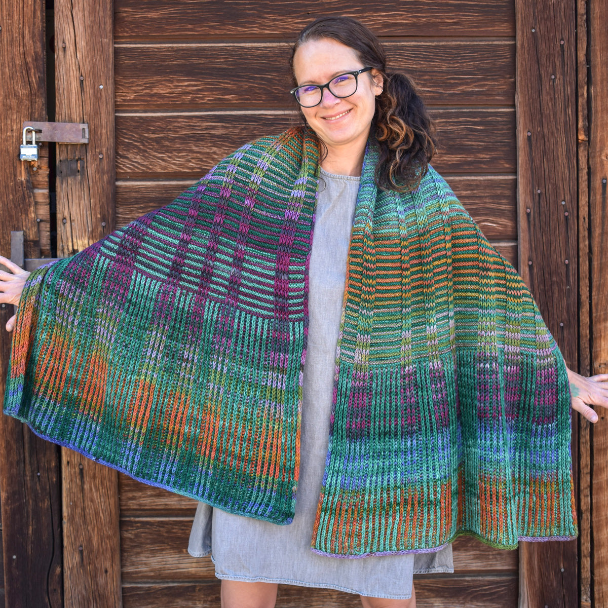 Urth Yarns' Beaubourg Shawl - Main Image 1