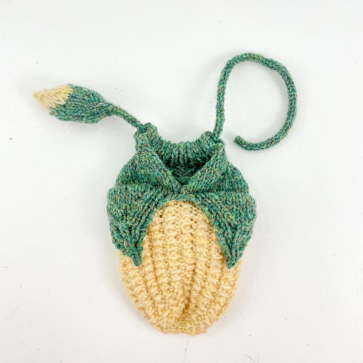 Cassidy's Corn Pouch - Main Image 3
