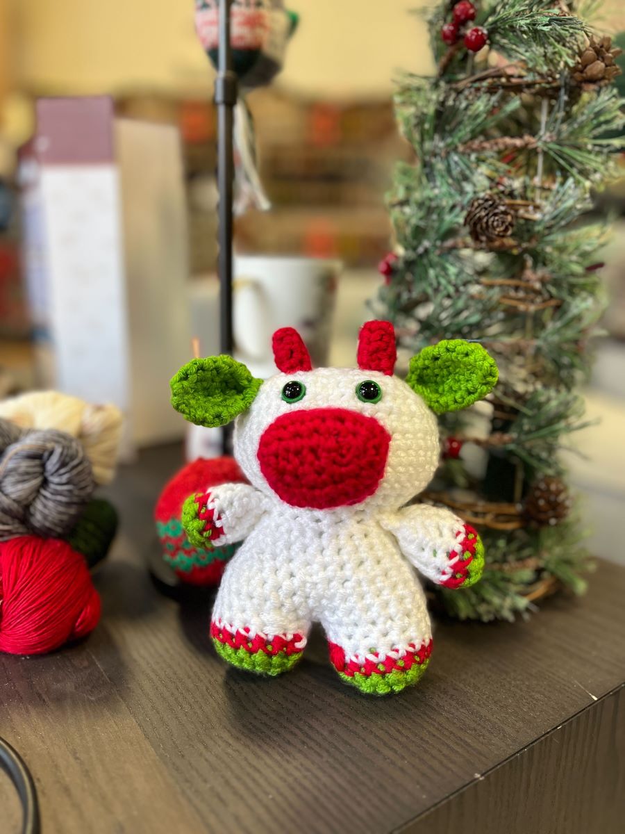 Aiyana's Chunky Monkey Festive Cow - Main Image 3