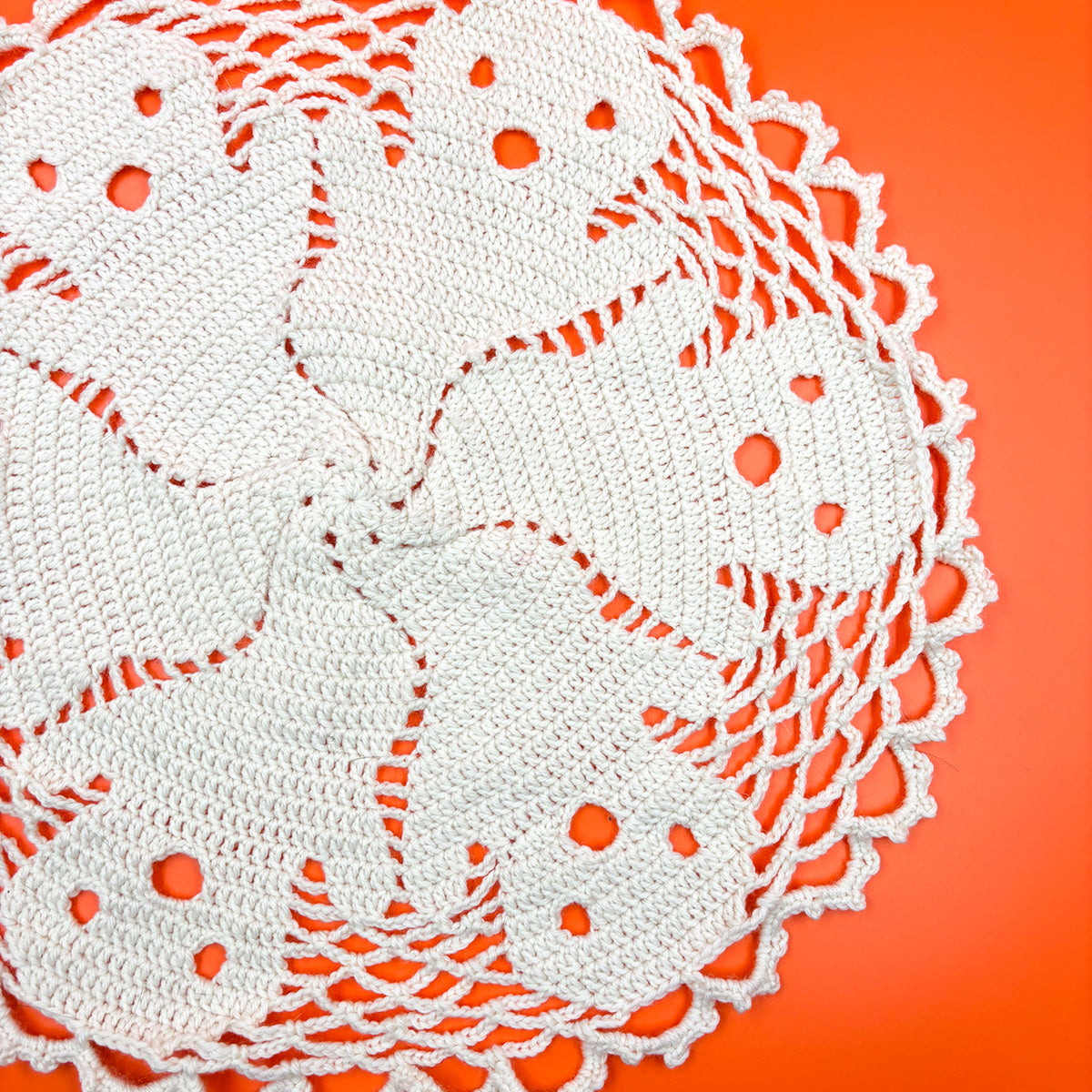 Ash's Cascade Ghost Doily! - Main Image 3