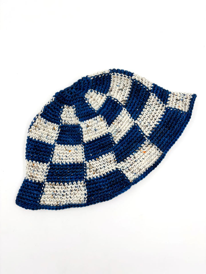 Aiyana's Madelinetosh Oh Snap Bucket Hat - Main Image 1