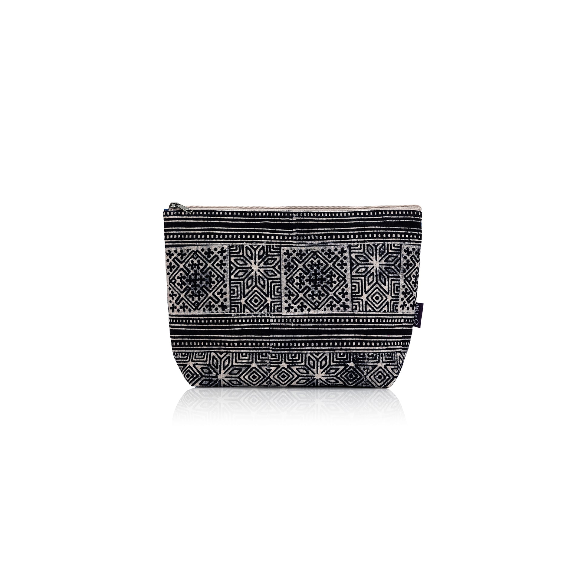 della Q Mesh + Zip Collection - 1123-1 - Batik (Medium)
