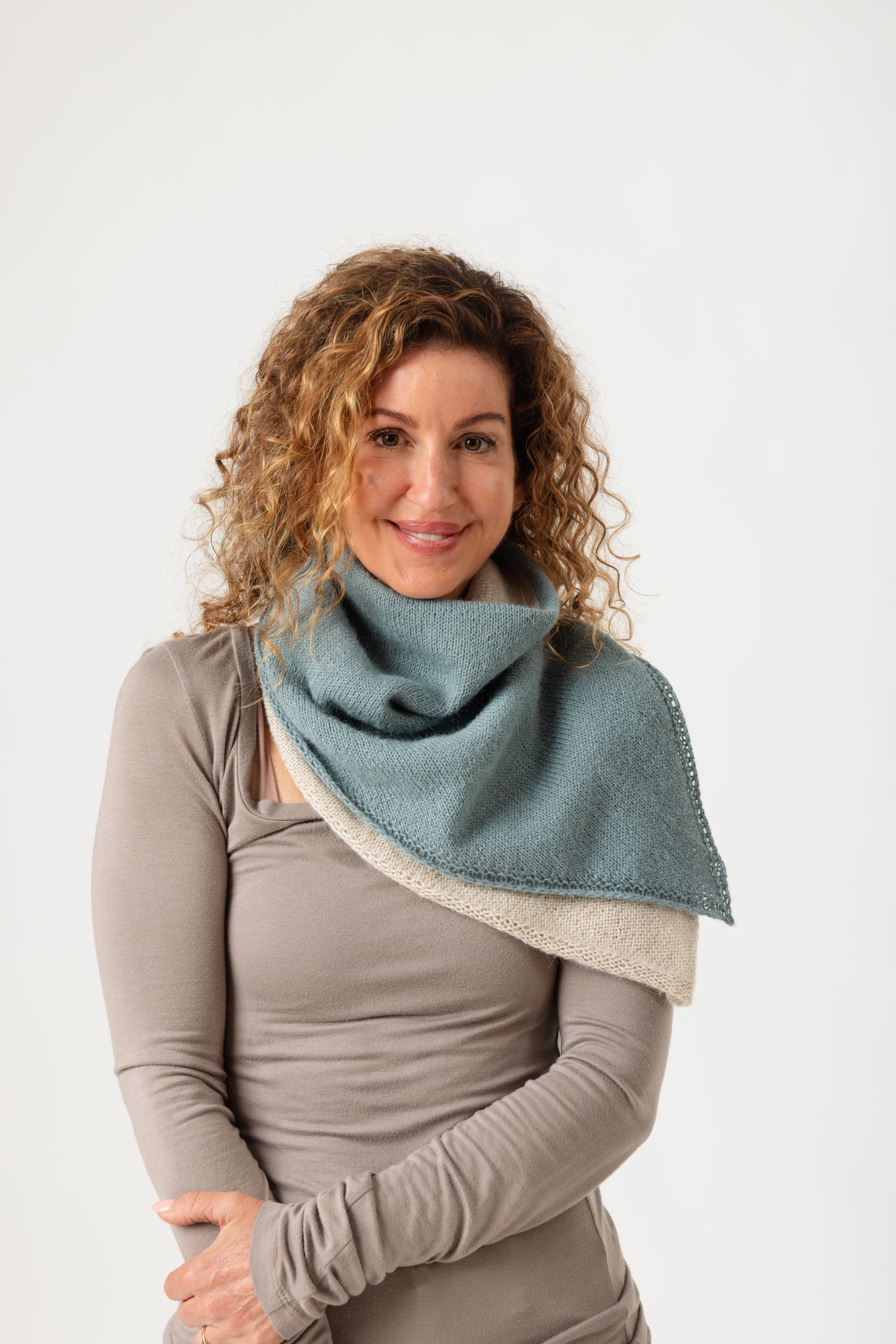 Yarn Citizen Equinox Cowl Kit
