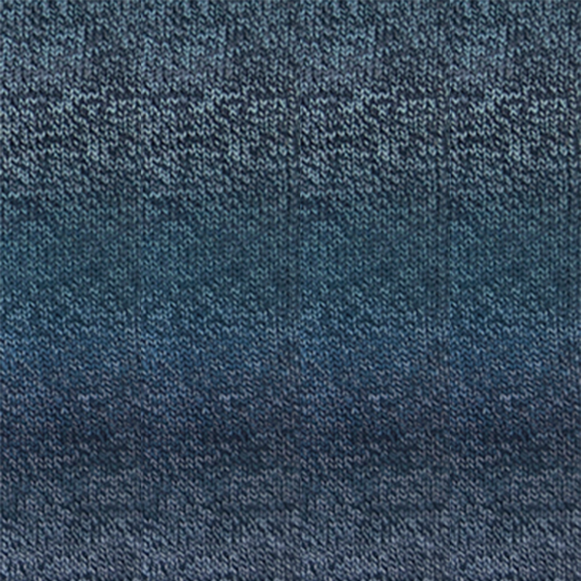 Cascade Yarns 220 Superwash Wave Yarn - 106 Blue - Zoom Image
