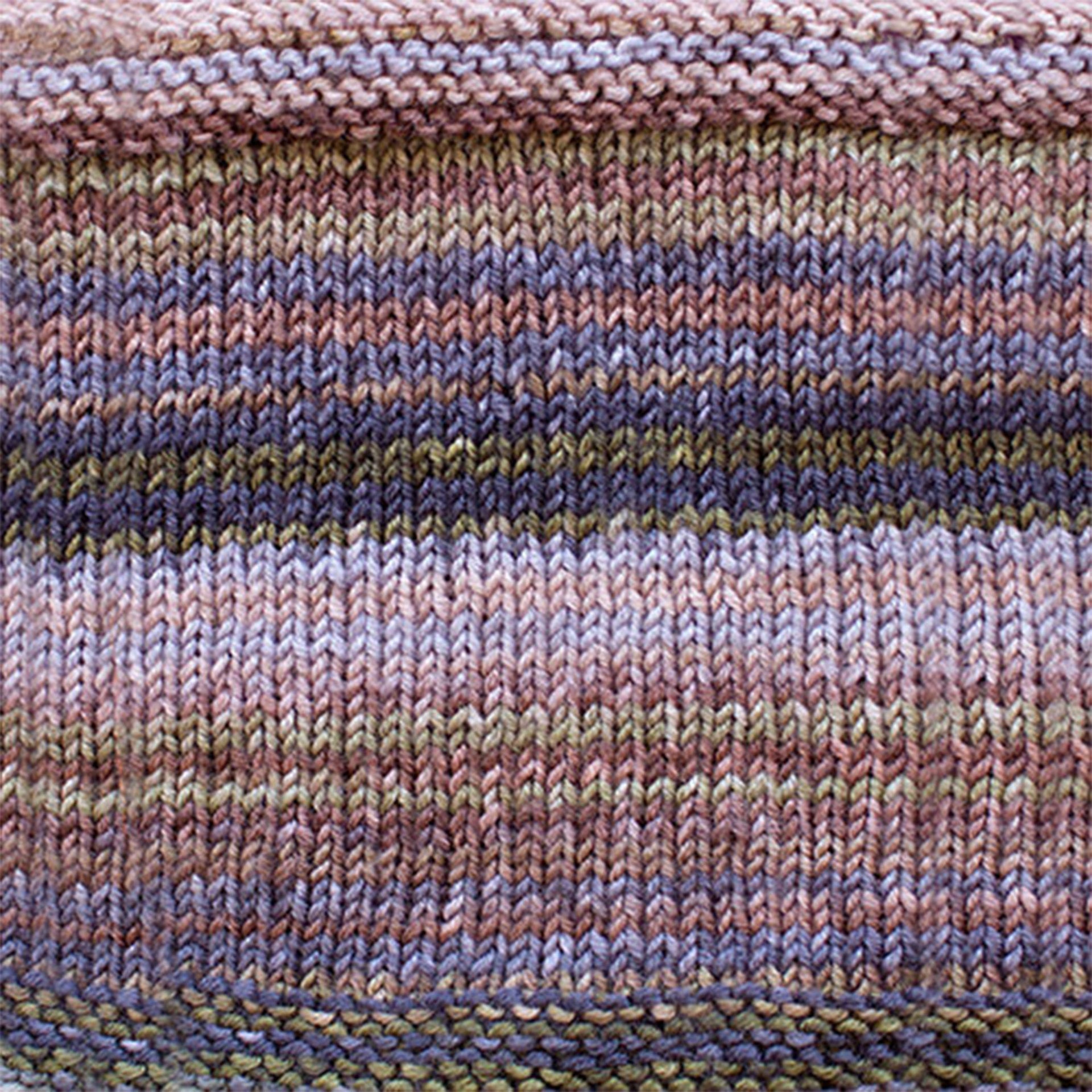 Urth Yarns Uneek Fingering Yarn - 3006 - Zoom Image
