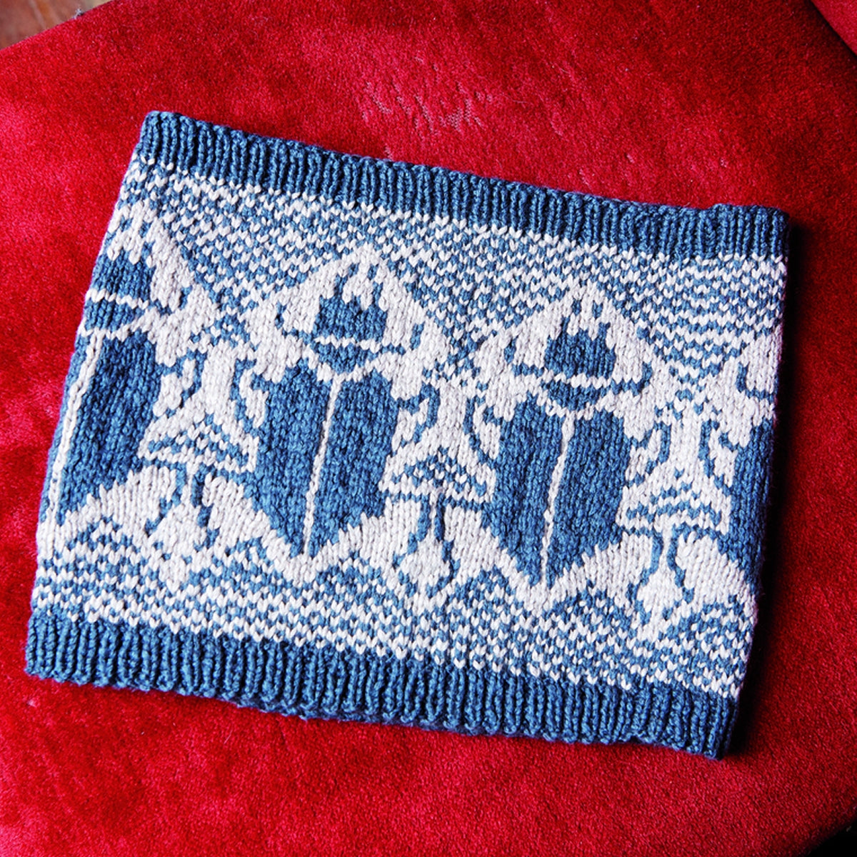 Rowan Little Dudes Collection Patterns - Bug Cowl - PDF Download - Extra Image