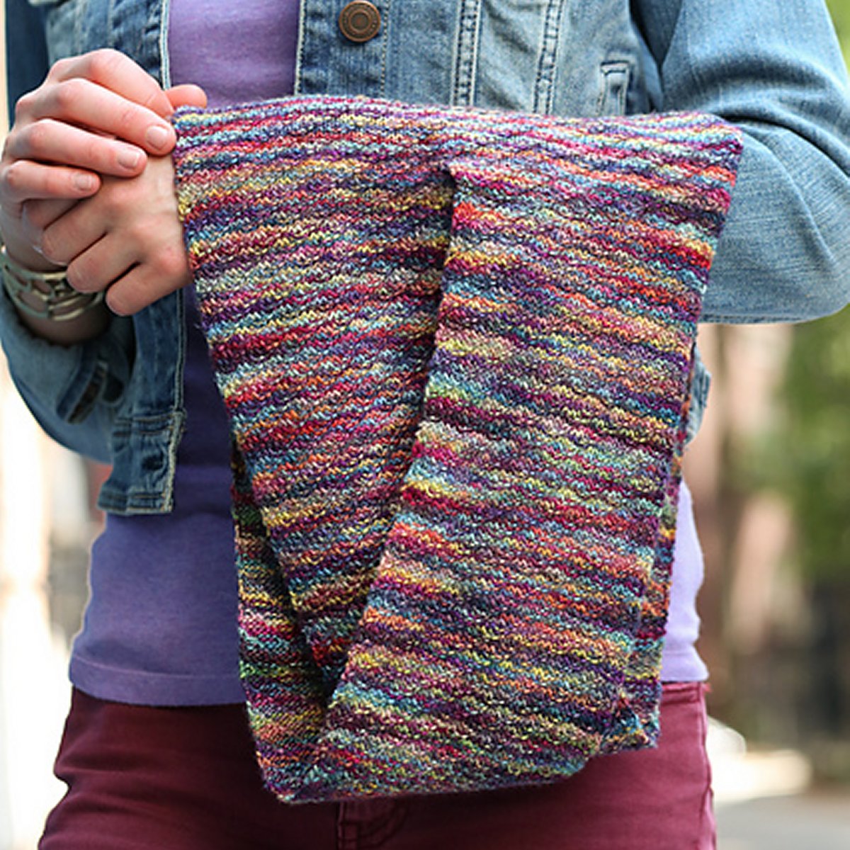 Malabrigo Book 11: Aniversario Patterns - Carmine - PDF Download - Extra Image

