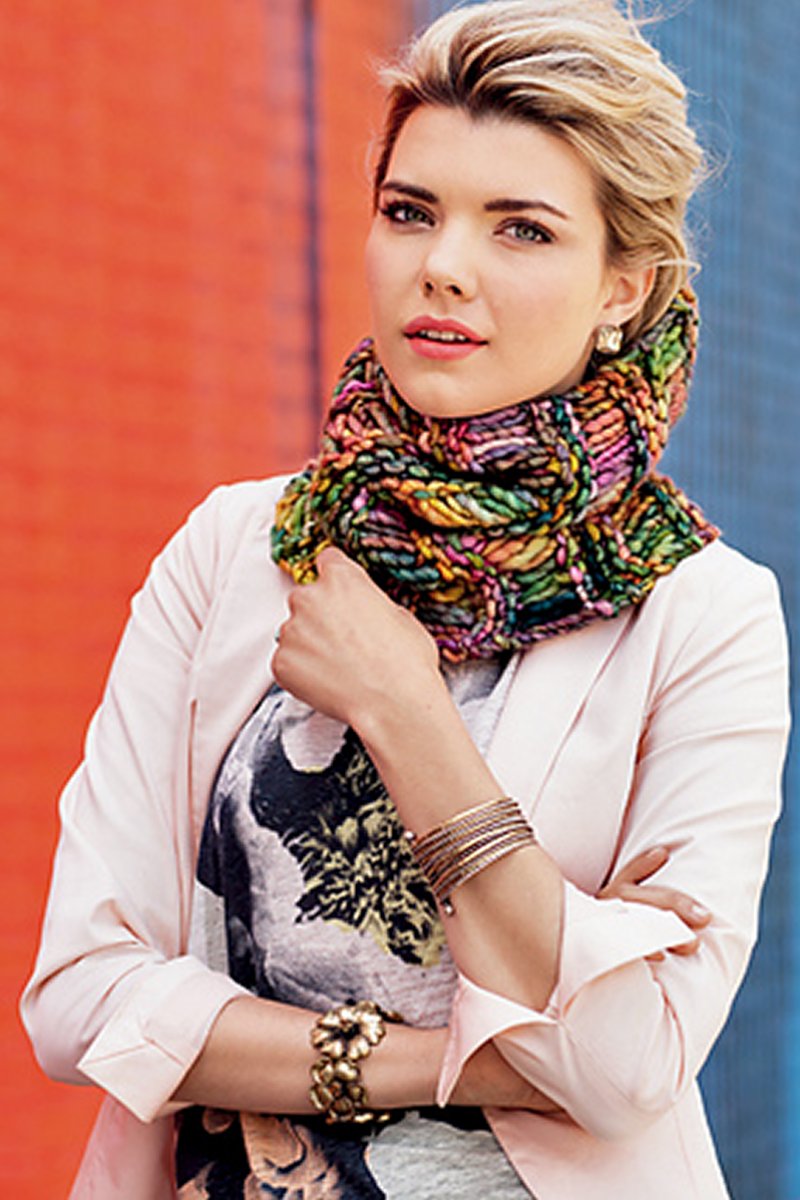 Malabrigo Book Seven: Rasta in Brooklyn Patterns - The Heights - PDF Download - Extra Image
