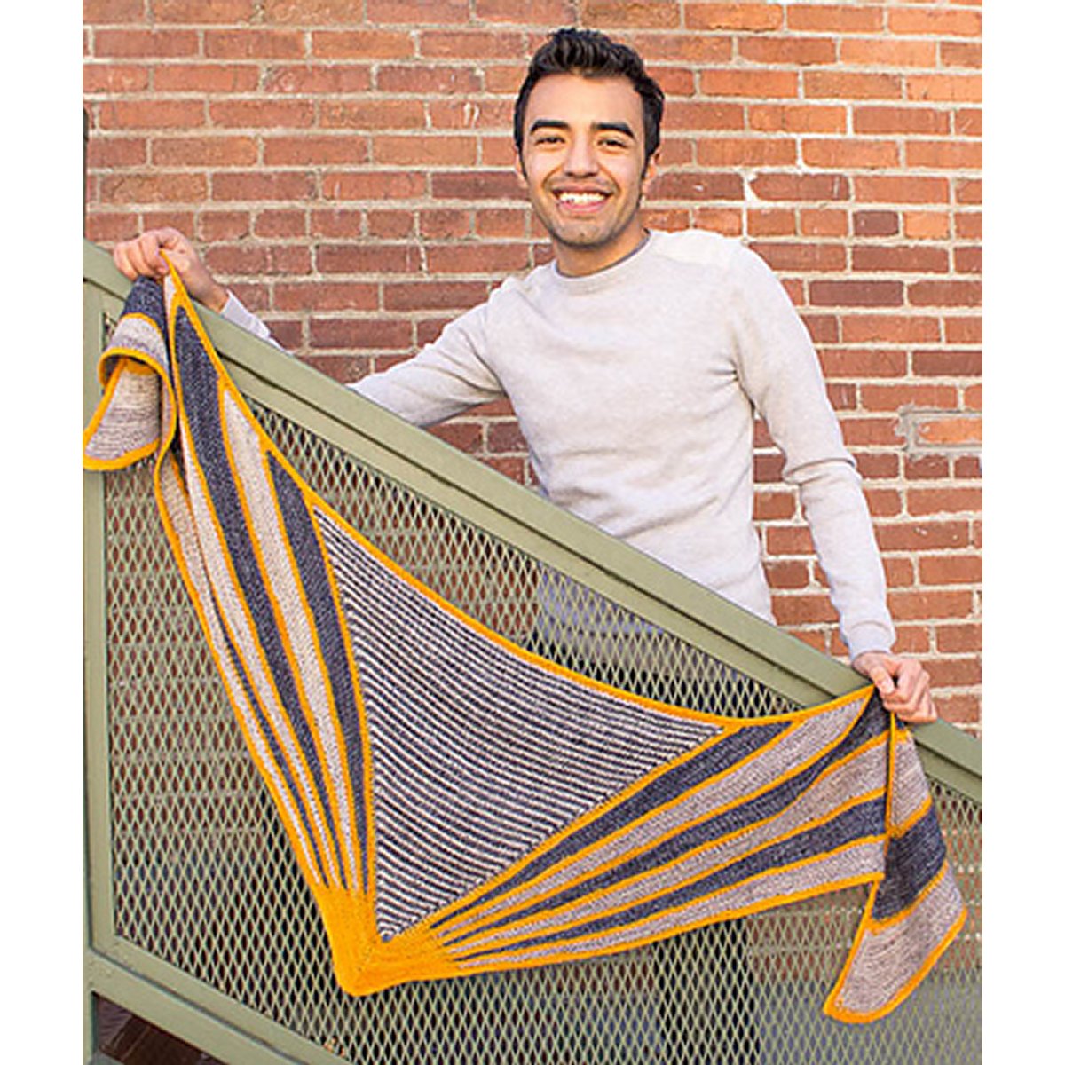 Renegade Knitwear Patterns - Soundbreaker Shawl - PDF Download - Extra Image