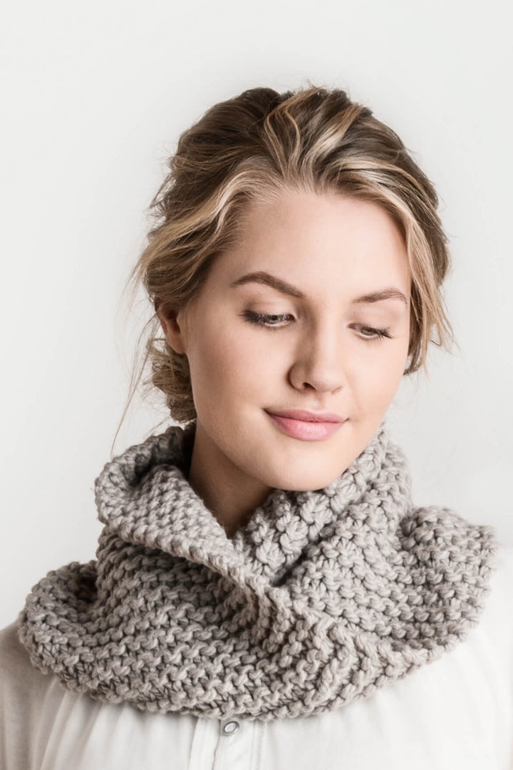 Spud & Chloe Patterns - Crystal Cowl - PDF Download - Extra Image
