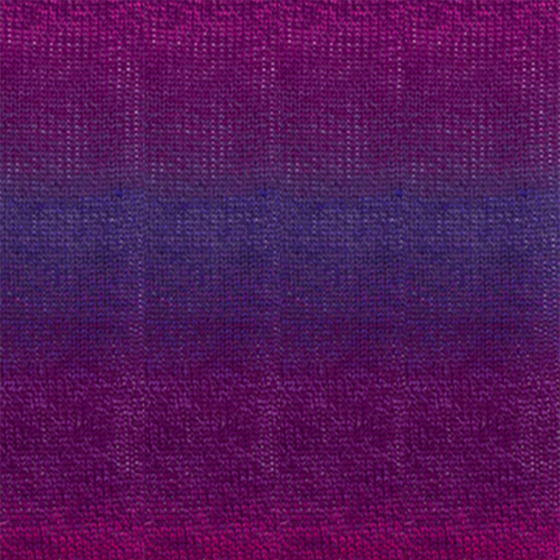 Cascade Yarns 220 Superwash Wave Yarn - 117 Grapes - Zoom Image
