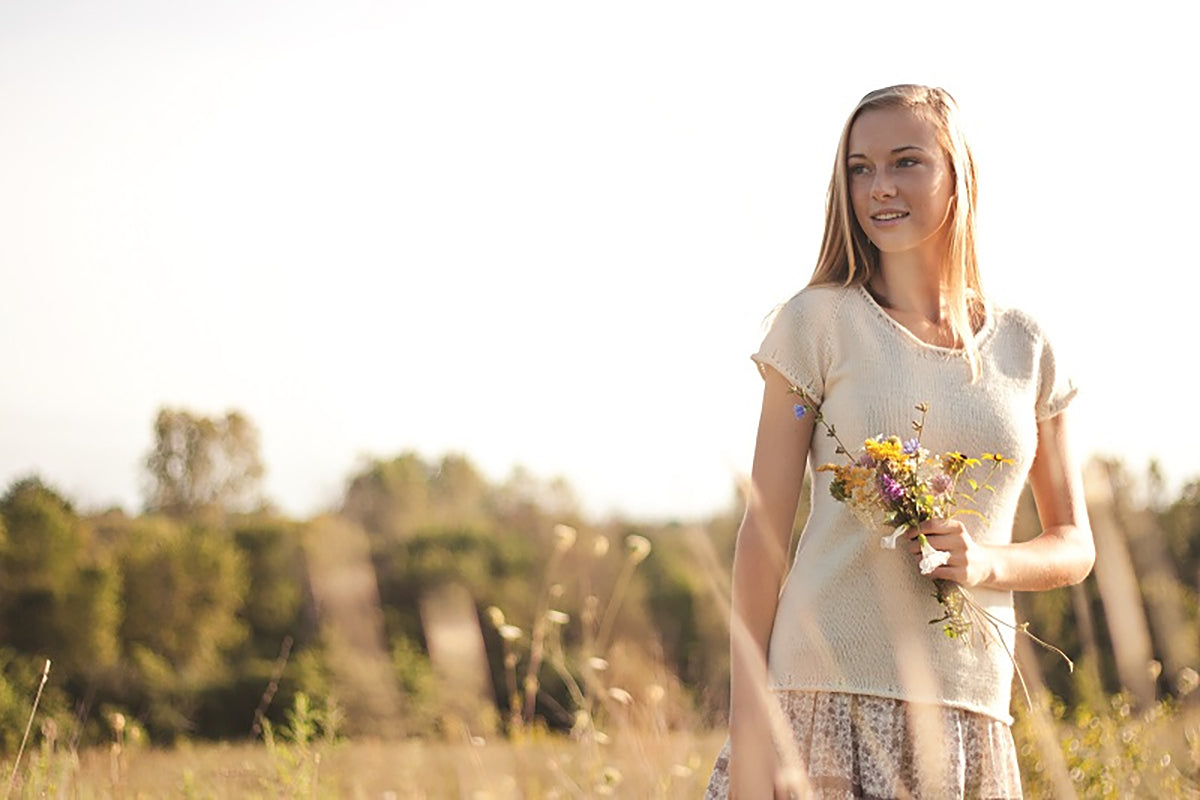 Malabrigo Book 12: Elements Patterns - Cefiro Tee - PDF Download - Extra Image
