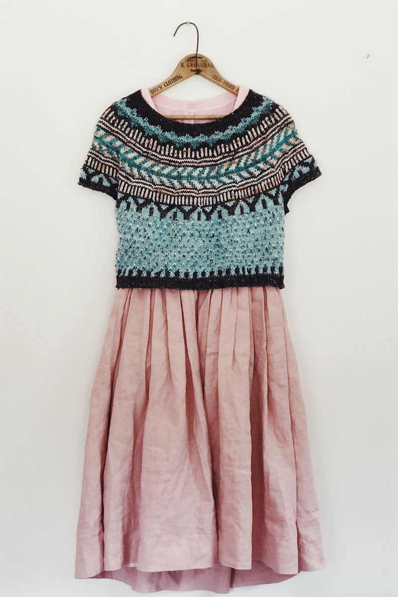Boyland Knitworks Caitlin Hunter Patterns - Soldotna Crop - Extra Image

