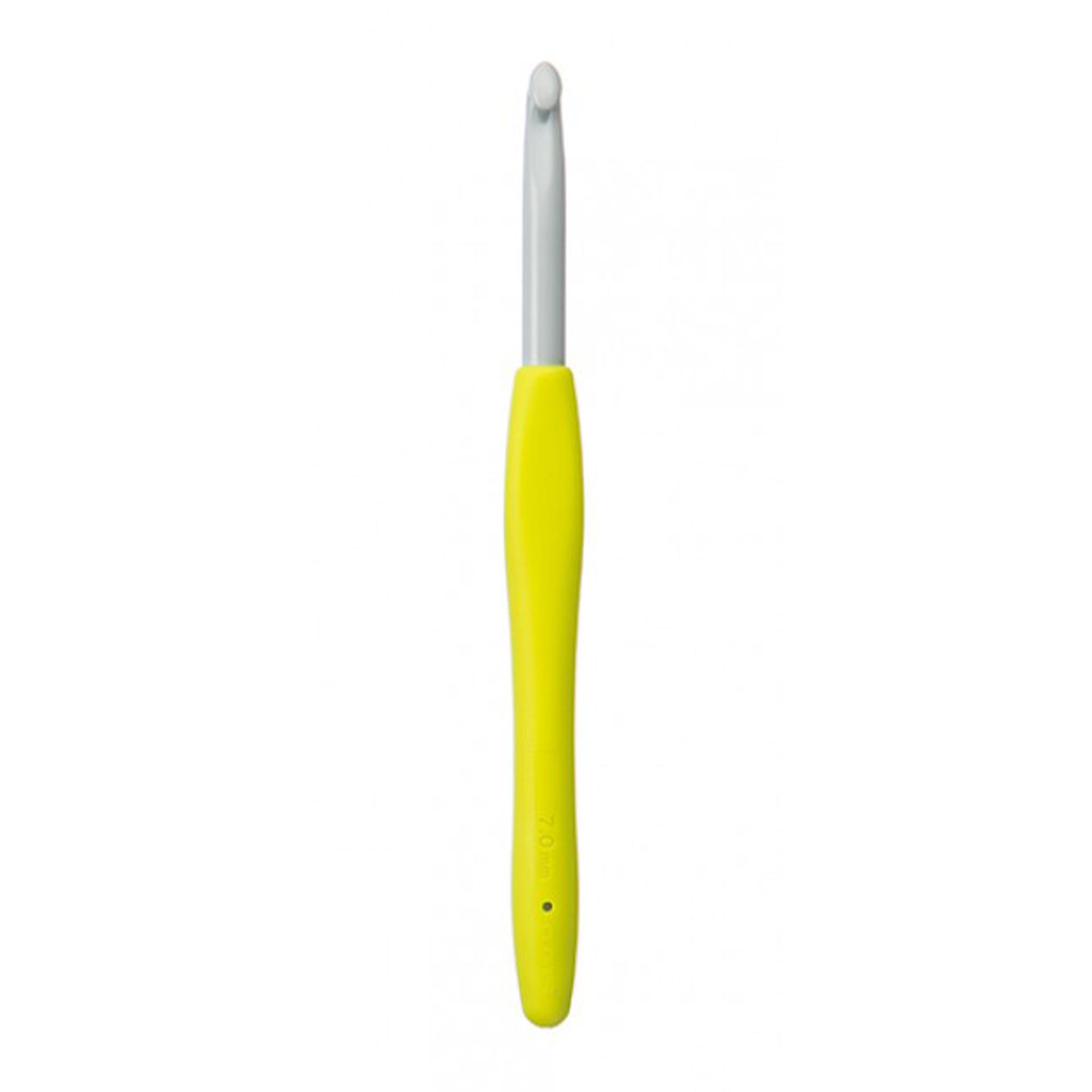 Clover Amour Crochet Hooks- Aluminum Needles - Size 7mm Neon Yellow - Zoom Image