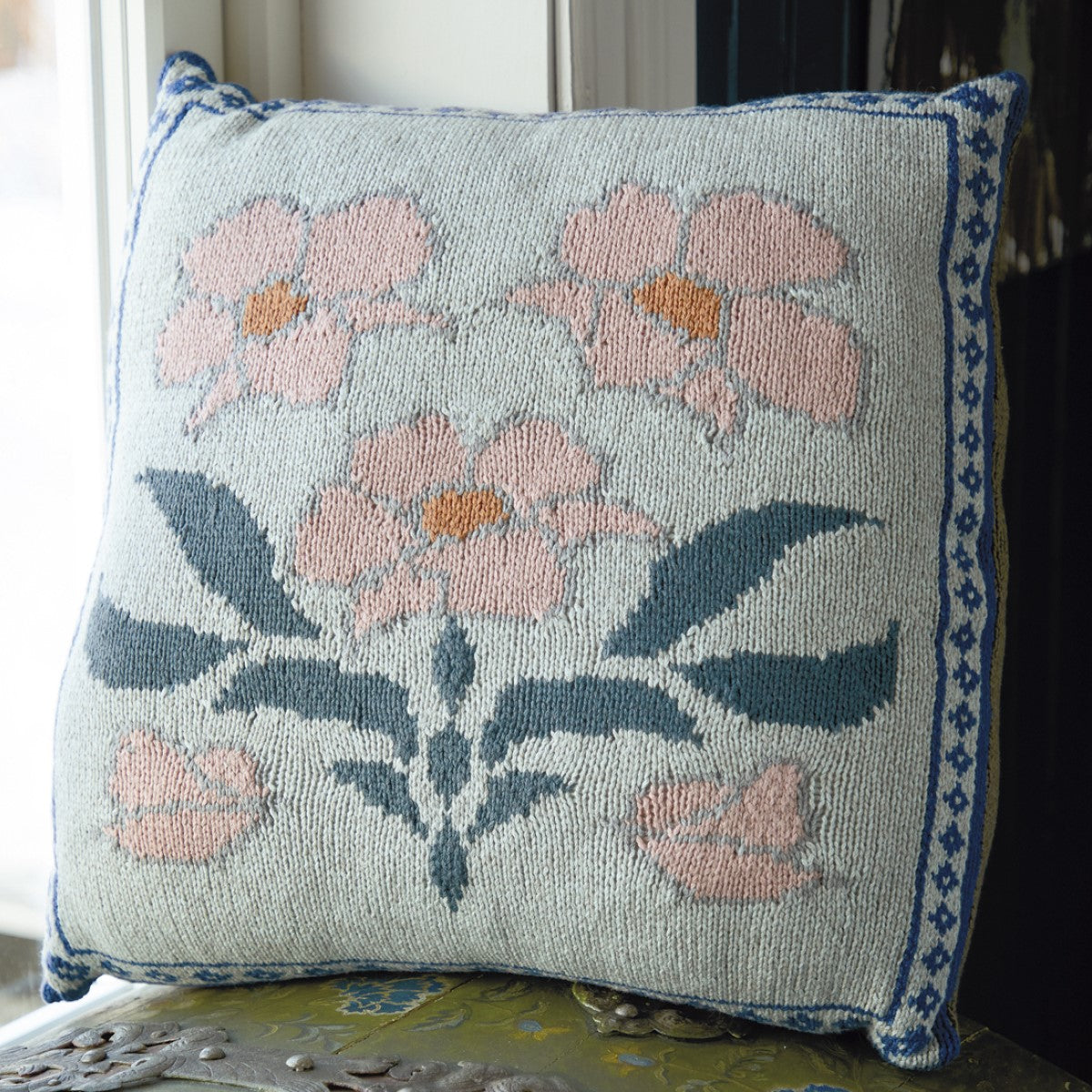 Rowan Arne & Carlos for Rowan Patterns - Vildis Cushion - PDF Download - Extra Image
