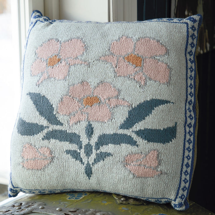 Rowan Arne & Carlos for Rowan Patterns - Vildis Cushion - PDF Download - Extra Image