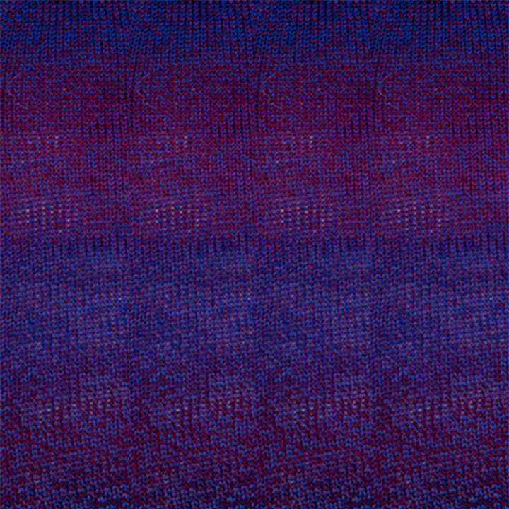Cascade Yarns 220 Superwash Wave Yarn - 118 Petunia - Extra Image
