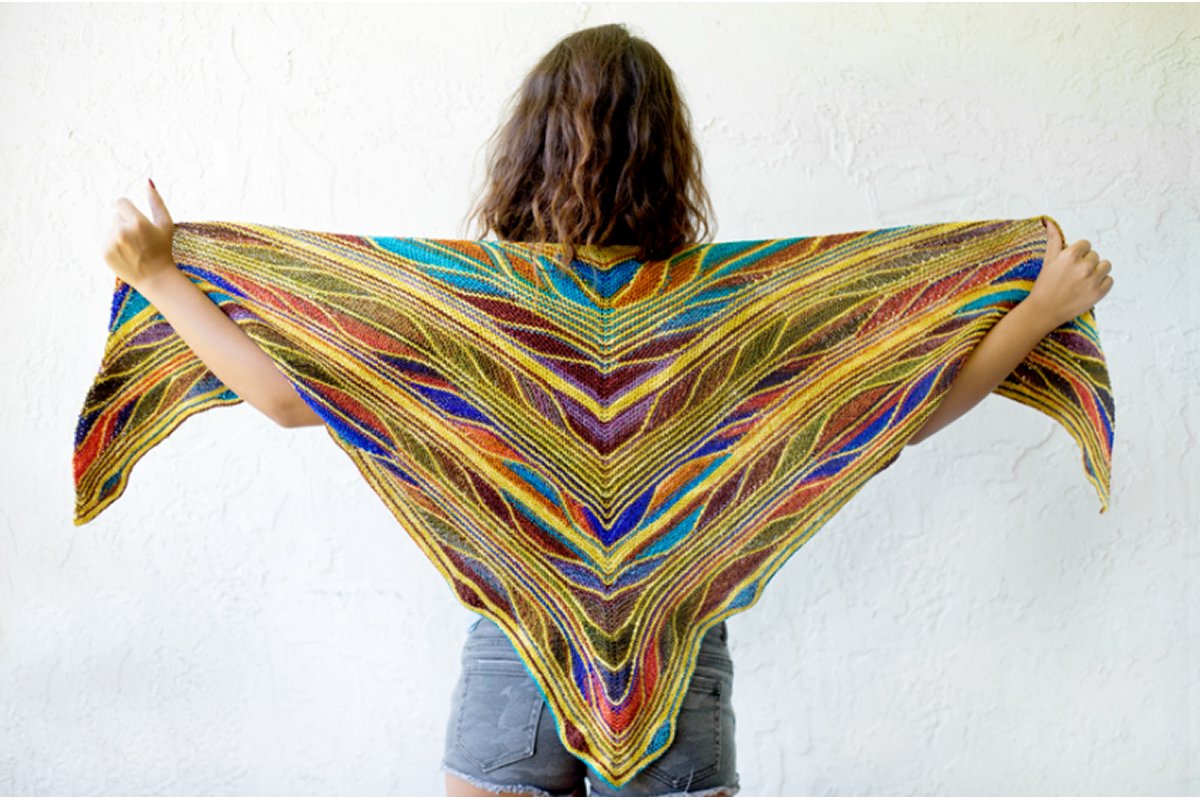 Urth Yarns Uneek Fingering and Cascade Heritage Butterfly/Papillon Shawl Kit - Extra Image
