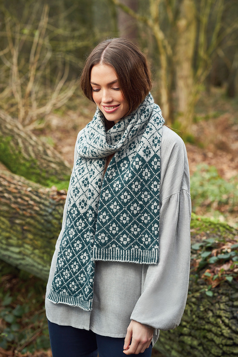 Rowan Carousel by Martin Storey PDF Patterns - Lattice Scarf - PDF Download - Extra Image
