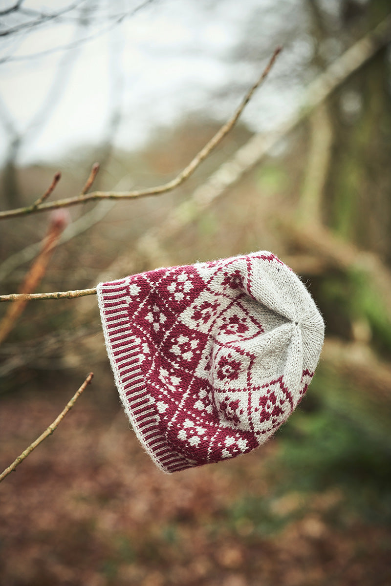 Rowan Carousel by Martin Storey PDF Patterns - Lattice Hat - PDF Download - Extra Image

