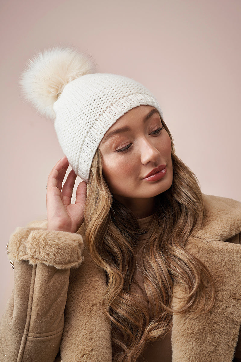 Rowan MODE at Rowan - Soft Boucle & Merino Aria Patterns - Beanie - PDF Download - Extra Image

